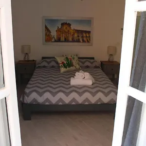 Guest house Ortyx Mini