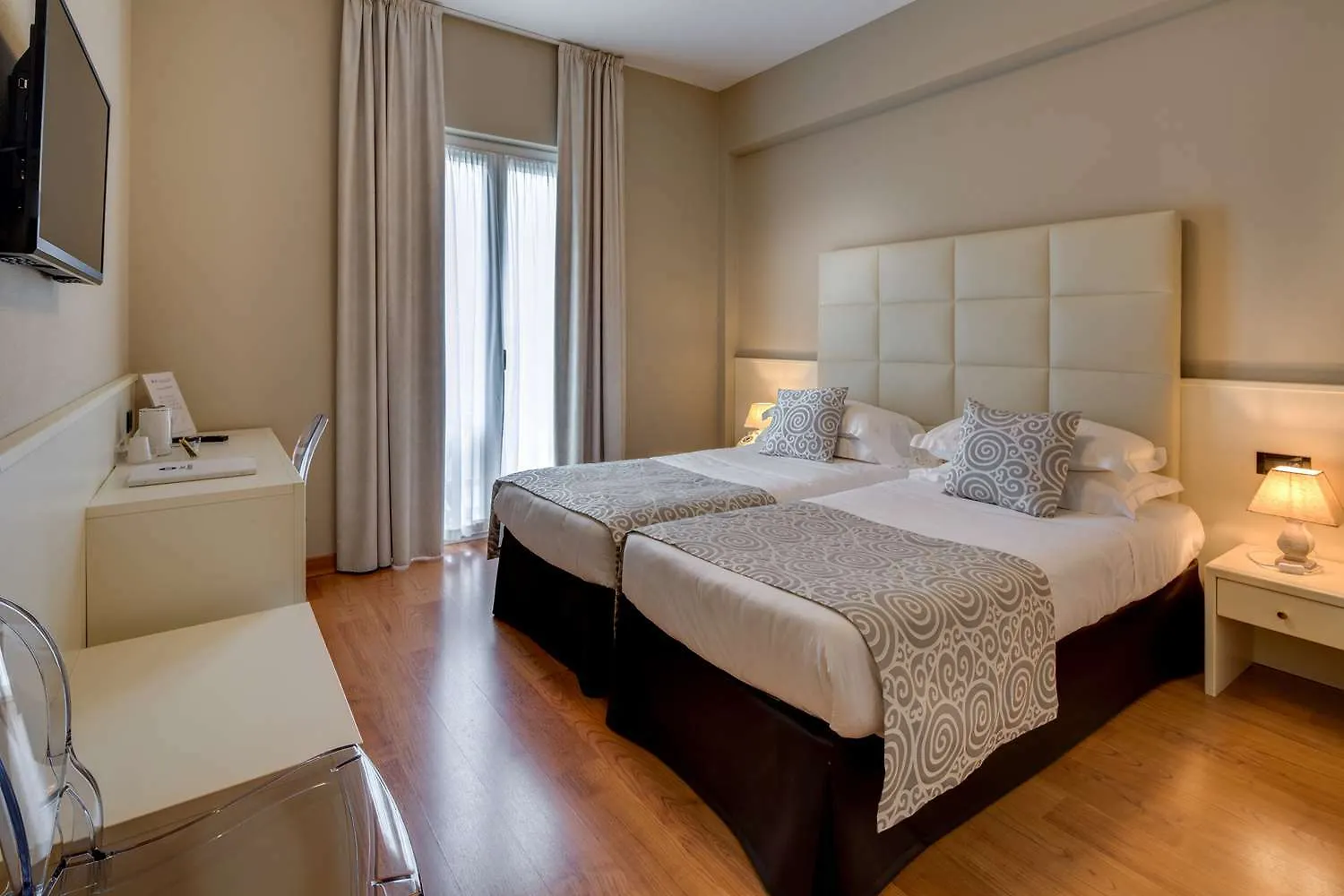 Hotel Nuovo Garlate 3*,